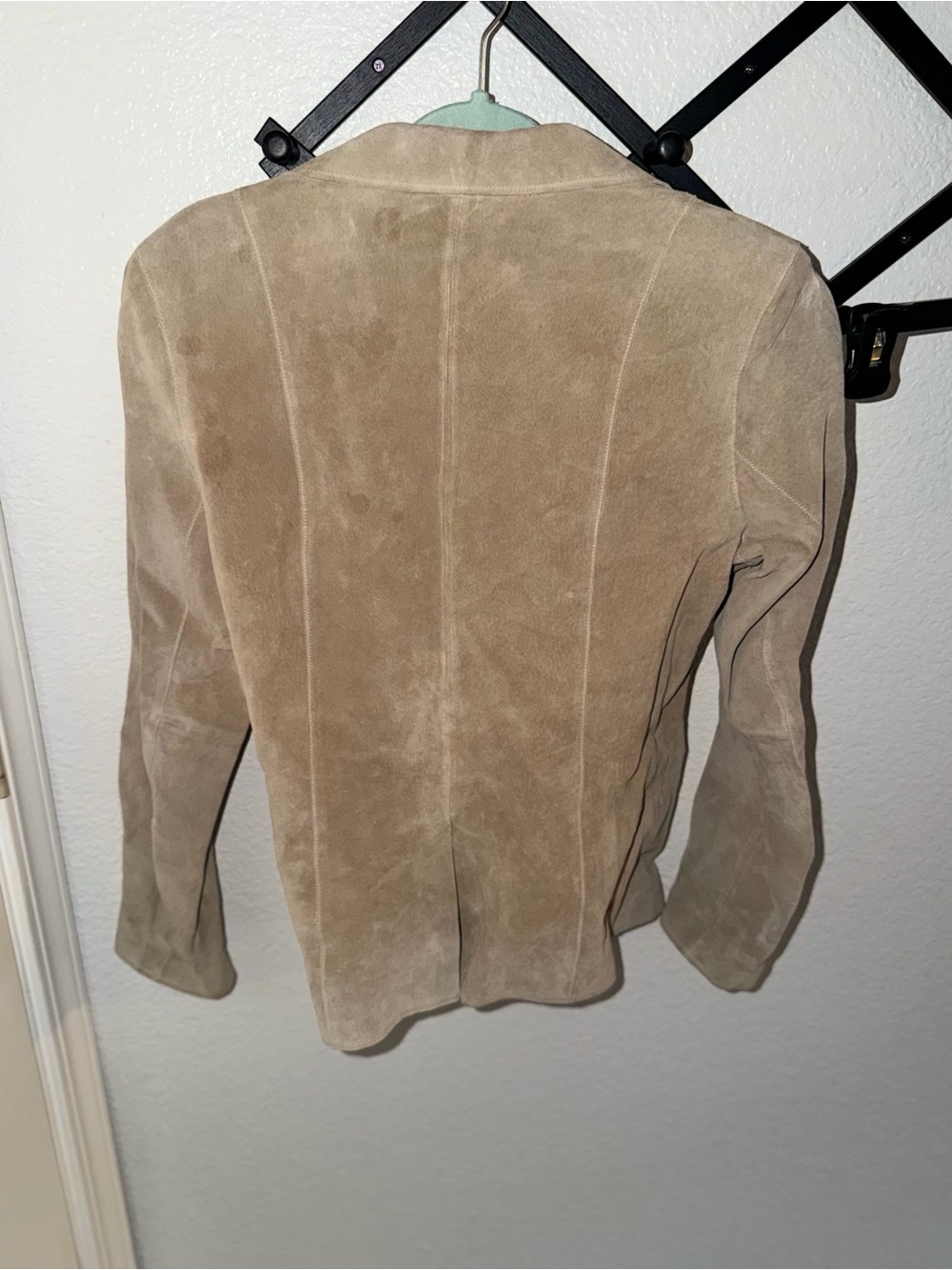 Bebe Genuine Suede Leather Blazer Jacket Tan Beige Tailored Button Front Medium - Picture 4 of 4